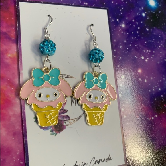 Kawaii cuteness my melody earrings, pastel goth sanrio jewelry, hello kitty pal - Picture 3 of 4